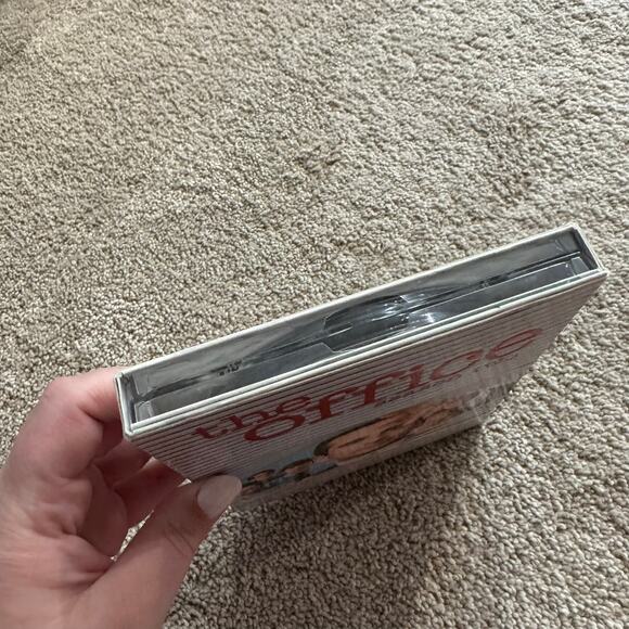 The Office Season Two DVD Set w/ Jacket Cover NBC Universal TV Show Series - Picture 6 of 10